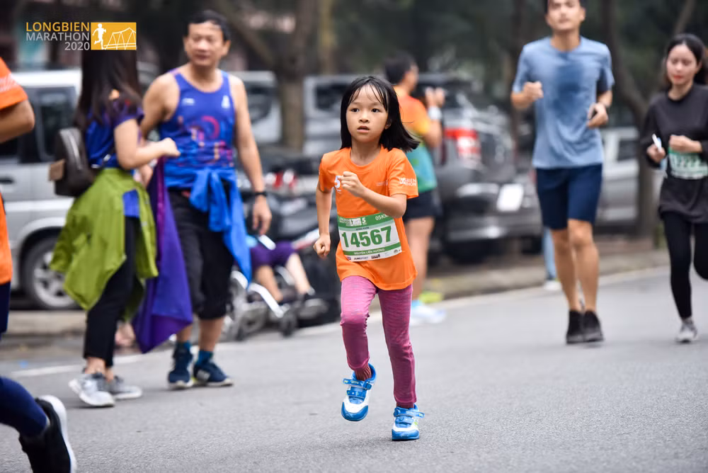  5000 vận động viên tham dự Longbien Marathon 2020 -0
