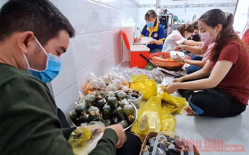 Cà Mau lan toả yêu thương mùa “đại dịch”… -0
