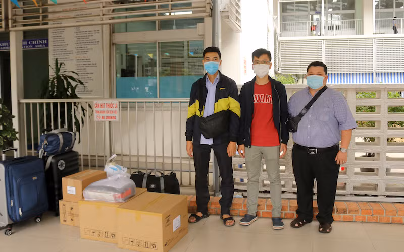Đội phản ứng nhanh số 4 Bệnh viện Chợ Rẫy lên đường hỗ trợ Bệnh viện Đà Nẵng.
