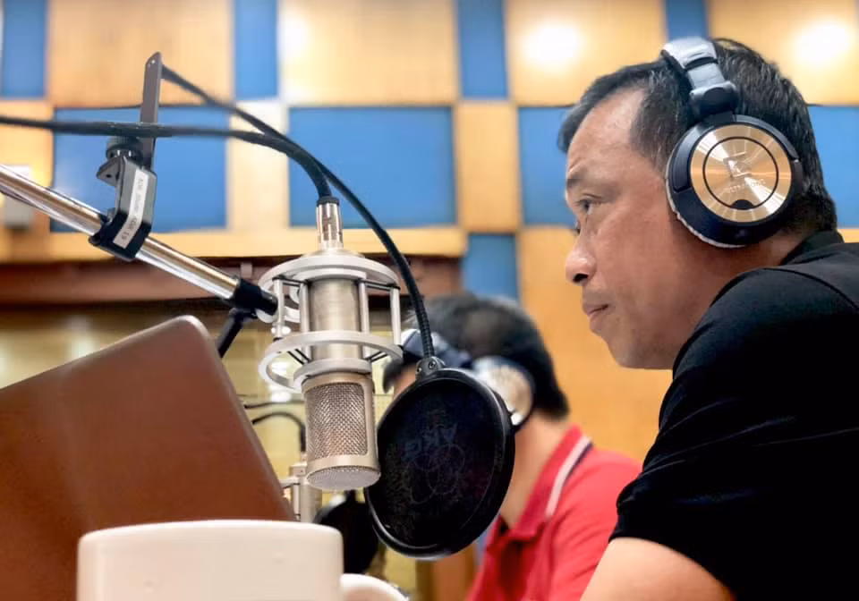 Bình luận viên Quang Tùng. (Ảnh: FBNV)