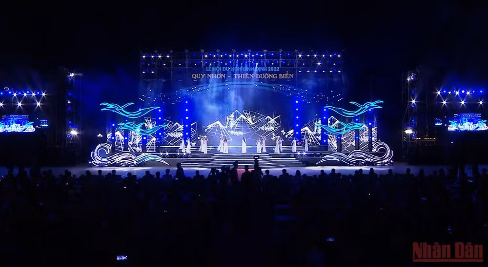 Khai mạc Lễ hội du lịch Bình Định năm 2022 với chủ đề “Quy Nhơn - Thiên đường biển”