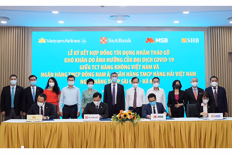 Ba ngân hàng tài trợ 4.000 tỷ đồng, giúp VNA phục hồi sau dịch