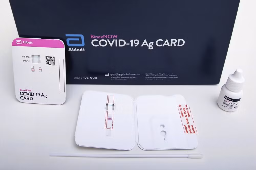 FDA cấp phép cho bộ kit xét nghiệm nhanh Covid-19 giá rẻ -0