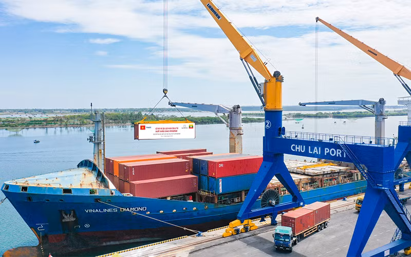 Thaco xuất khẩu 80 xe Kia Soluto sang Myanmar -0