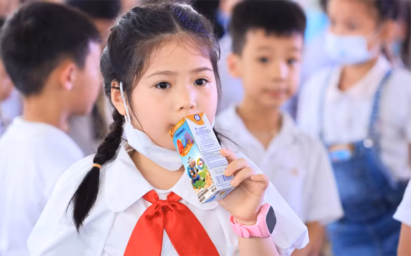 Vinamilk tổ chức hoạt động dành cho trẻ em nhân Ngày Sữa thế giới và Quốc tế thiếu nhi 1/6 -0