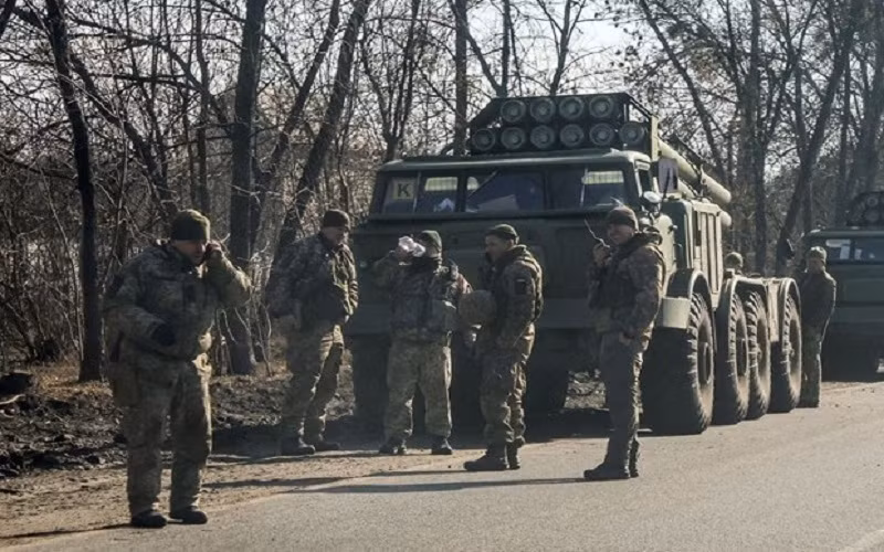 Binh sĩ Ukraine tại khu vực Kharkov (Nguồn: Reuters)