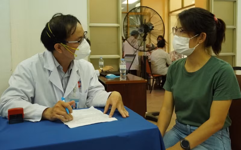 Hơn 200 phóng viên tại TP Hồ Chí Minh được tiêm vaccine phòng Covid-19 -0