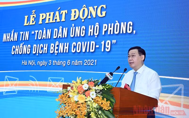 Chủ tịch Quốc hội Vương Đình Huệ phát biểu tại lễ phát động. (Ảnh: Duy Linh) 