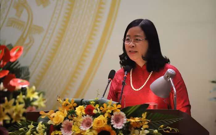 Bí thư Trung ương Đảng, Trưởng Ban Dân vận Trung ương Bùi Thị Minh Hoài phát biểu chỉ đạo tại Đại hội.(Ảnh: Hà Nội mới)