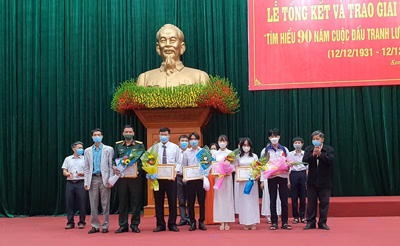 Tổng kết cuộc thi “Tìm hiểu 90 năm Cuộc đấu tranh Lưu huyết tại Ngục Kon Tum” -0