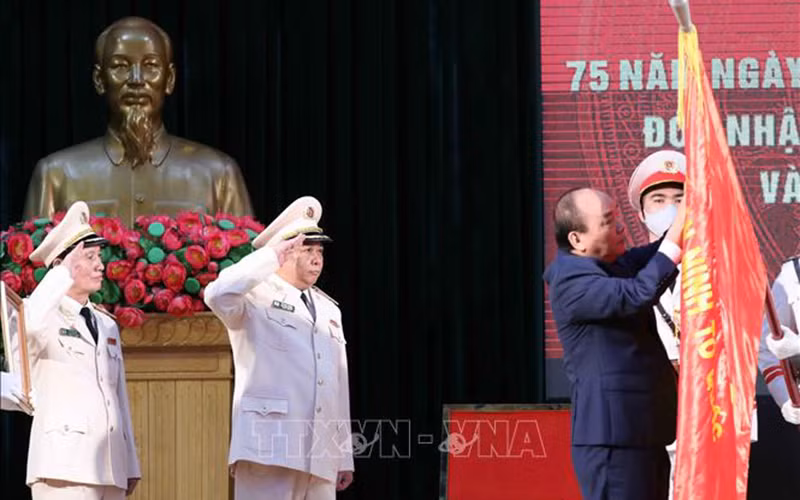 Đổi mới tư duy và hành động mạnh mẽ&nbsp;để xây dựng Học viện An ninh nhân dân ngang tầm nhiệm vụ -0