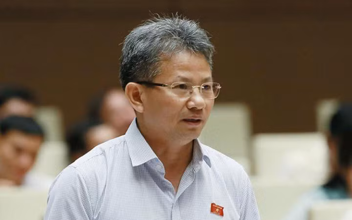 Nhiều đại biểu không đồng tình chuyển thẩm quyền cấp giấy phép lái xe sang Bộ Công an -0