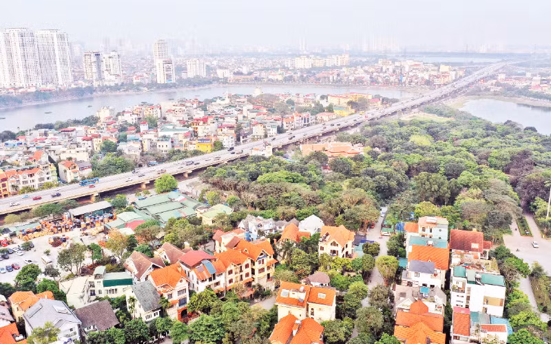 Hà Nội là đô thị đặc biệt, có tốc độ đô thị hóa nhanh, cho nên cần cơ chế phù hợp để phát huy hơn nữa các nguồn lực. Trong ảnh: Một góc khu vực phía nam thành phố. Ảnh: DUY LINH