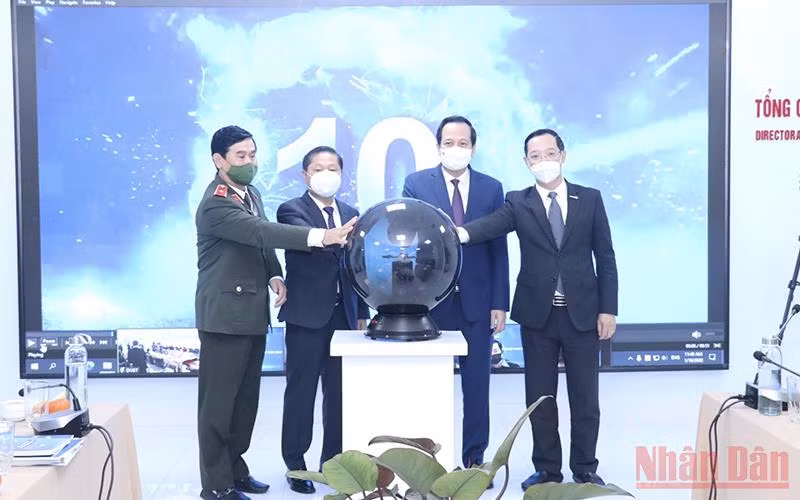 Tổng cục Giáo dục nghề nghiệp công bố Dịch vụ công trực tuyến giáo dục nghề nghiệp. (Ảnh: Chí Tâm)