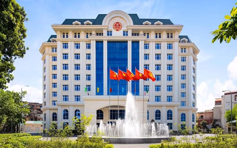 Việc giảm thuế giá trị gia tăng xuống còn 8% để hỗ trợ người dân, doanh nghiệp gặp khó khăn do dịch Covid-19 và kích cầu tiêu dùng.