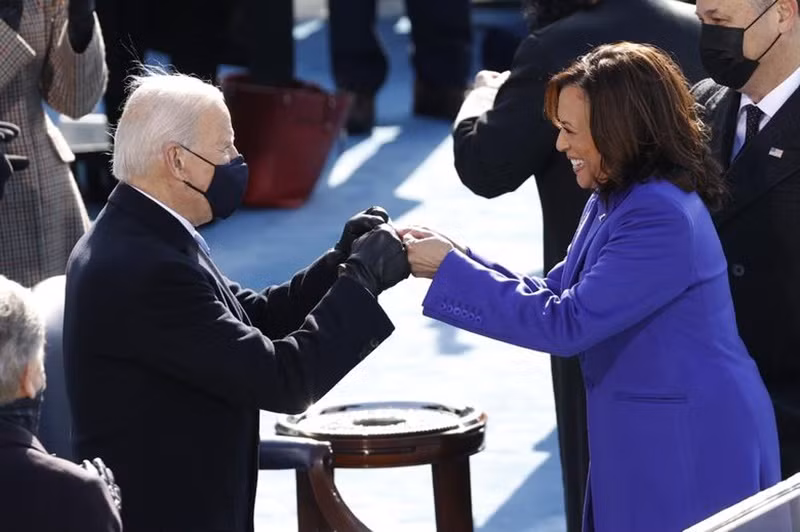 Biden -0