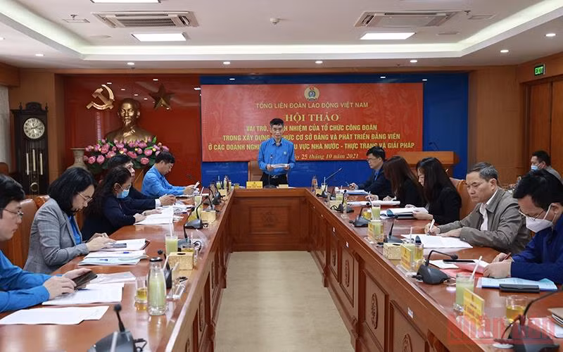 Toàn cảnh hội thảo
