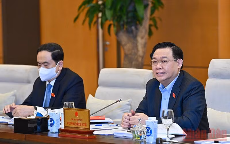 Chủ tịch Quốc hội Vương Đình Huệ phát biểu ý kiến tại phiên họp. (Ảnh Duy Linh)