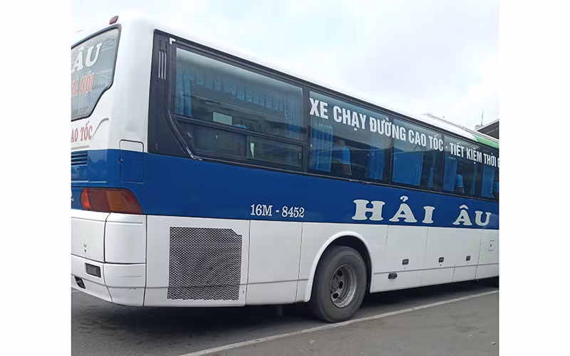 Xe khách Hải Âu BKS 16M-8452