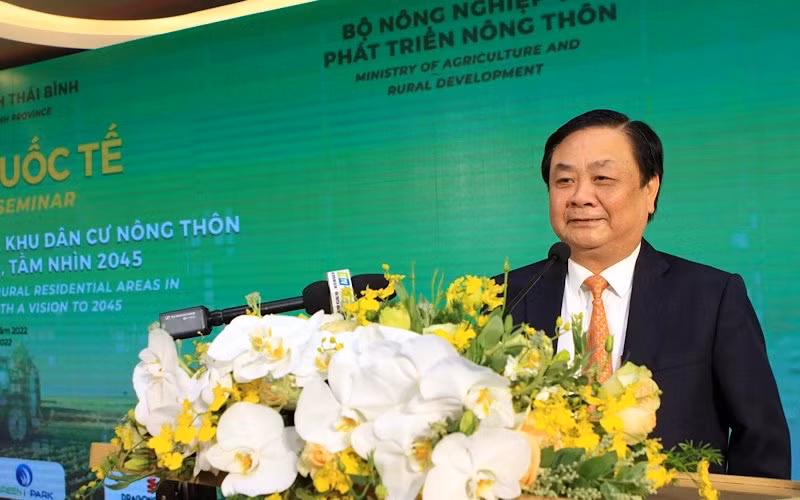 Đồng chí Lê Minh Hoan, Bộ trưởng Nông nghiệp và Phát triển nông thôn phát biểu tại Hội thảo