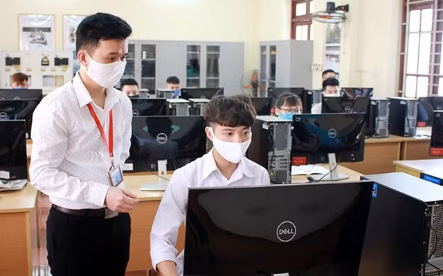 Đào tạo tại trường Cao đẳng Cơ điện Hà Nội (Ảnh: HCEM).