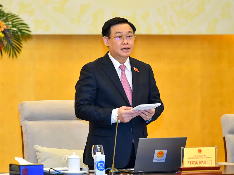 Chủ tịch Quốc hội Vương Đình Huệ, Chủ tịch Hội đồng Bầu cử quốc gia phát biểu khai mạc hội nghị. (Ảnh: DUY LINH)