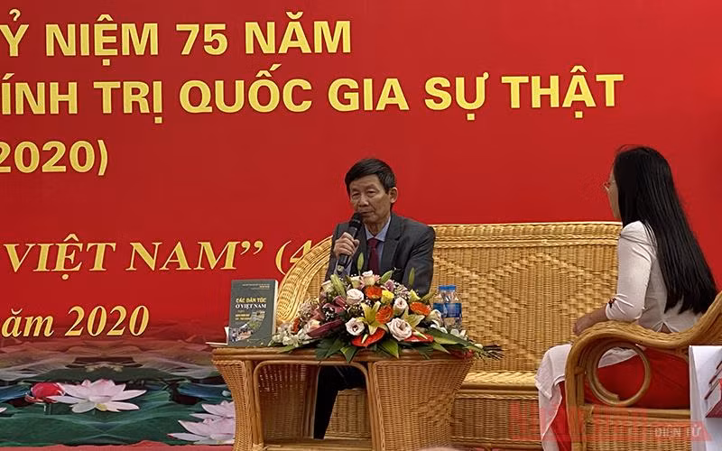 NXB Chính trị quốc gia Sự thật trưng bày sách kỷ niệm 75 năm Ngày truyền thống và giới thiệu bộ sách “Các dân tộc ở Việt Nam” -0