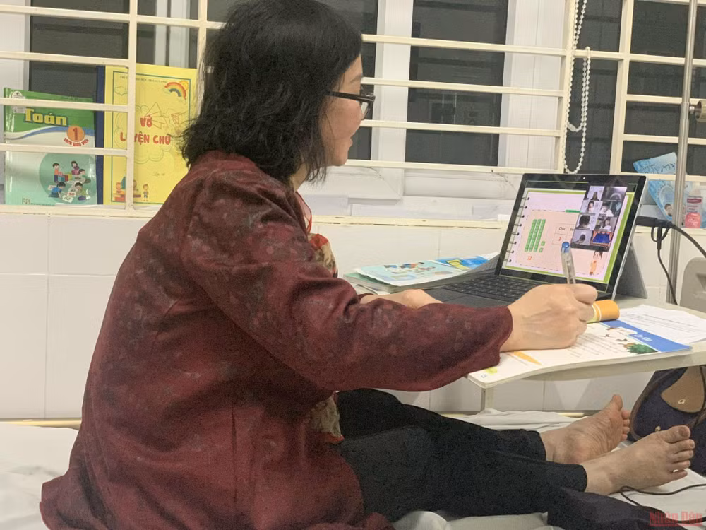 Những tiết học đặc biệt từ… &nbsp;giường bệnh điều trị Covid-19 -0