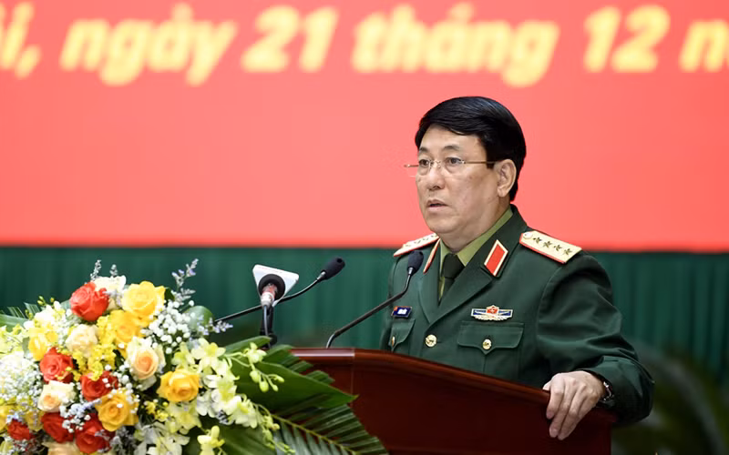Đại tướng Lương Cường, Ủy viên Bộ Chính trị, Ủy viên Thường vụ Quân ủy Trung ương, Chủ nhiệm Tổng cục Chính trị Quân đội nhân dân Việt Nam phát biểu ý kiến kết luận hội nghị. 