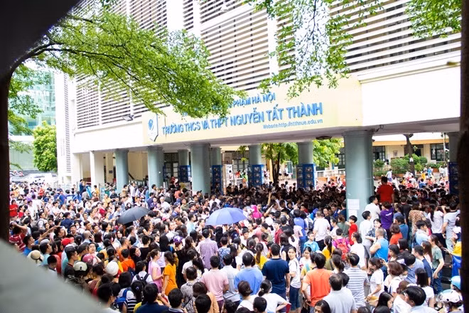 Quang cảnh tại Trường Nguyễn Tất Thành (Hà Nội) trong buổi tổ chức đánh giá học sinh để tuyển vào lớp 6, hôm 4-7 (Ảnh: Trường Nguyễn Tất Thành)