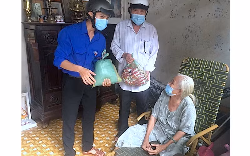 Shipper “0 đồng” miệt sông nước Cà Mau -0