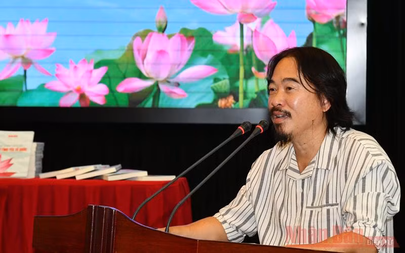Báo Nhân Dân giới thiệu cuốn sách “Vì sự thật lịch sử, vì tình yêu Tổ quốc” -0