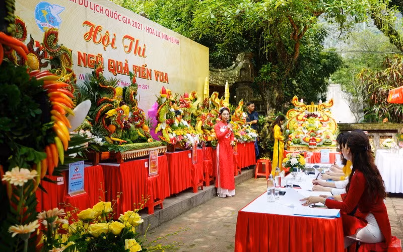Lễ hội Hoa Lư - tinh hoa hội tụ trên kinh đô đá -0