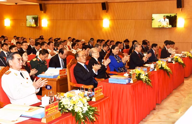 Thủ tướng Nguyễn Xuân Phúc dự Đại hội Đảng bộ Công an Trung ương -0