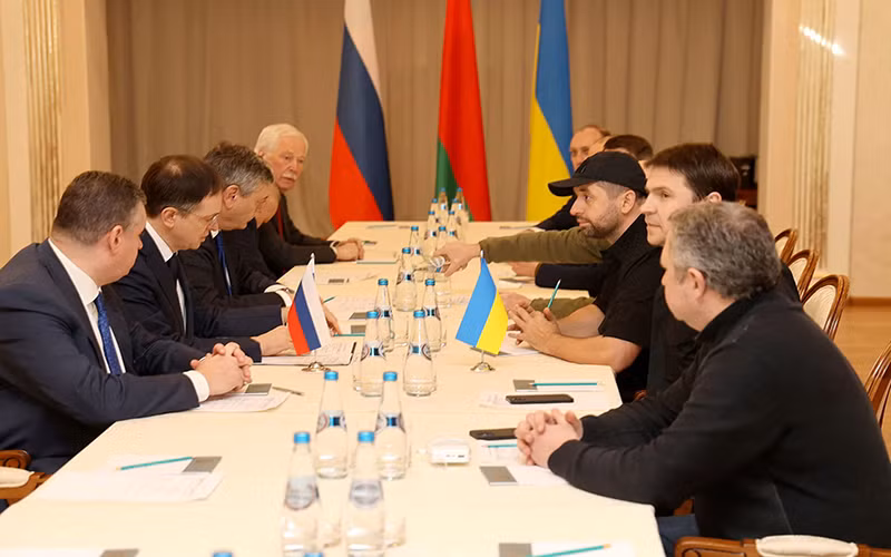 Cuộc đàm phán giữa Nga và Ukraine diễn ra ngày 28/2, tại vùng Gomel, gần biên giới Belarus-Ukraine, đã kết thúc sau gần 5 giờ. (Ảnh: Reuters)