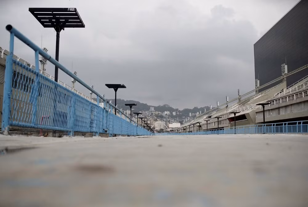 Lần đầu trong hơn một thế kỷ, Lễ hội hóa trang Rio bị hoãn vô thời hạn -0