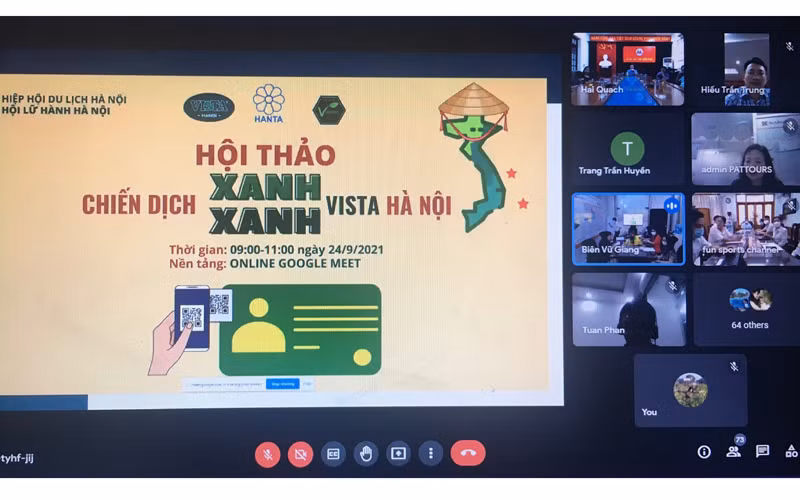 Hội thảo được tổ chức theo hình thức trực tuyến, thu hút sự tham gia của nhiều người hoạt động trong lĩnh vực du lịch. (Ảnh: Trang Anh)