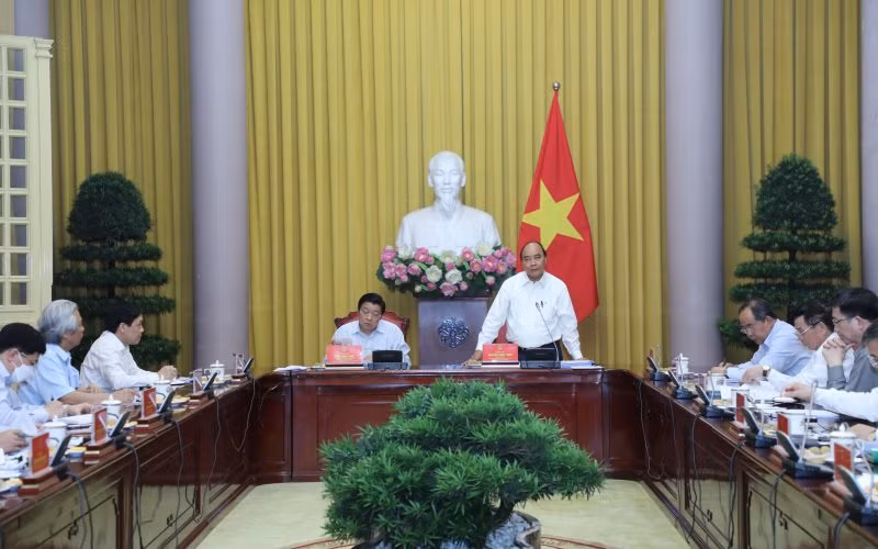 Chủ tịch nước Nguyễn Xuân Phúc phát biểu tại buổi làm việc.