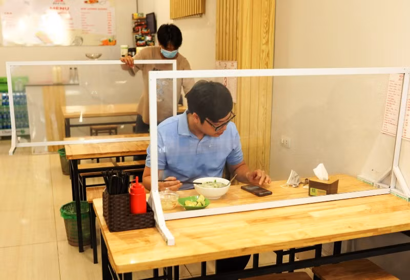 Hà Nội tăng cường phòng, chống dịch tại các điểm kinh doanh -0