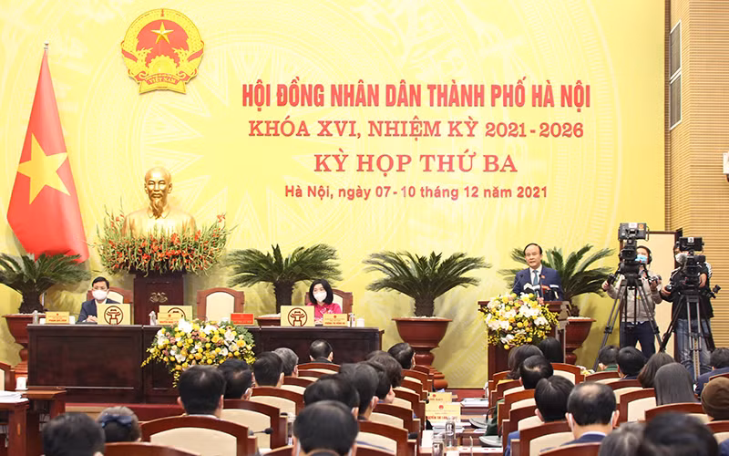 Phiên chất vấn và trả lời chất vấn tại kỳ họp thứ ba Hội đồng nhân dân thành phố Hà Nội lần thứ 16. (Ảnh: Duy Linh)