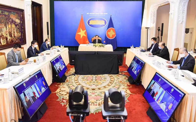 Hội nghị Bộ trưởng Ngoại giao ASEAN - Canada diễn ra theo hình thức trực tuyến. (Ảnh do báo Thế giới và Việt Nam cung cấp)