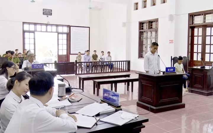 Đối tượng Đinh Đại Lộc tại phiên tòa