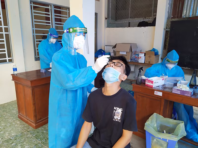 Cần Thơ nới lỏng giãn cách, khôi phục sản xuất kinh doanh -0