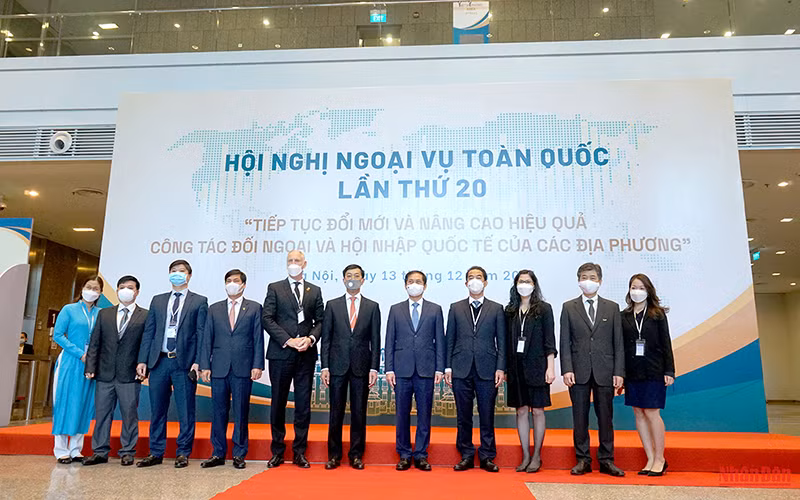 Đánh dấu giai đoạn phát triển mới của đối ngoại Việt Nam -0