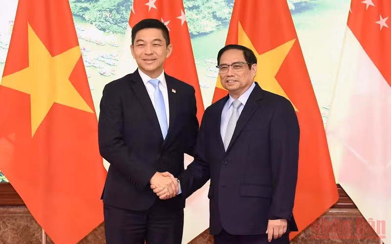 Thủ tướng Phạm Minh Chính và Chủ tịch Quốc hội Singapore Tan Chuan-Jin.
