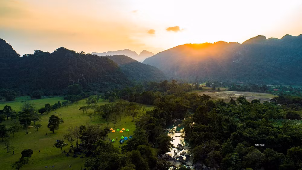 Quảng Bình khám phá hang Chà Lòi -7