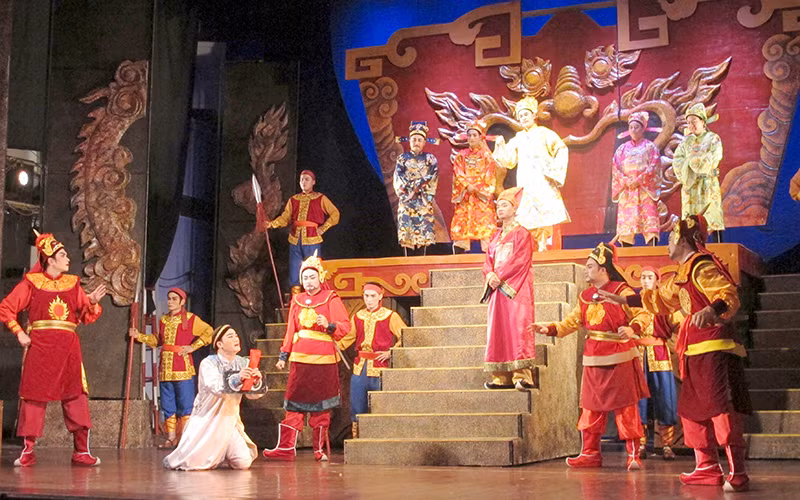 Vở Trung thần (Nhà hát Tuồng Việt Nam) được chọn phát trên “nhà hát truyền hình”. Ảnh: Ðào Anh
