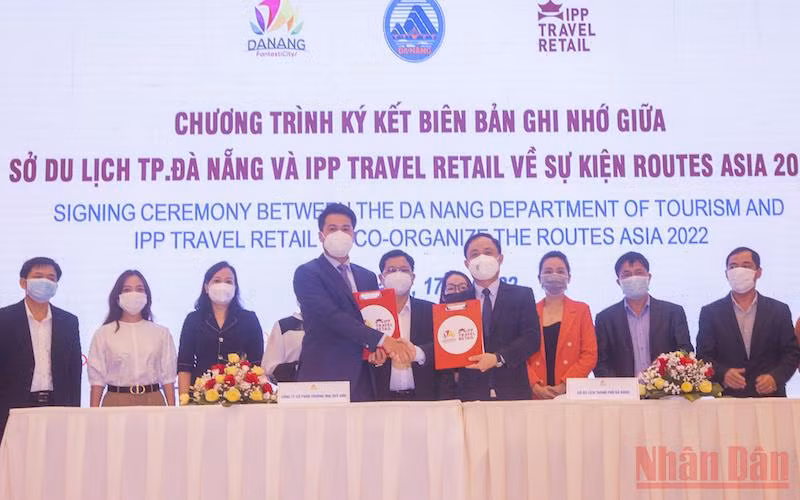 Đà Nẵng ký kết xúc tiến đường bay phục hồi du lịch.