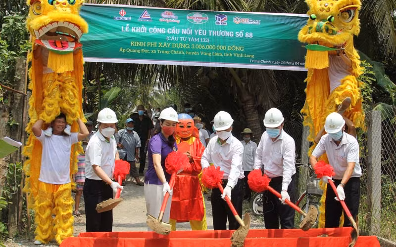 Chung tay xây dựng cầu giao thông nông thôn ở Vĩnh Long -0