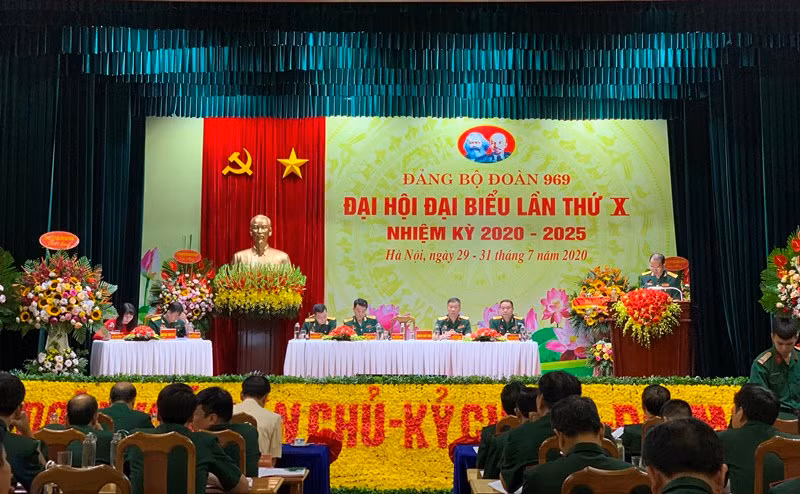 Đoàn 969  xây dựng đơn vị  cách mạng, chính quy, tinh nhuệ, từng bước hiện đại